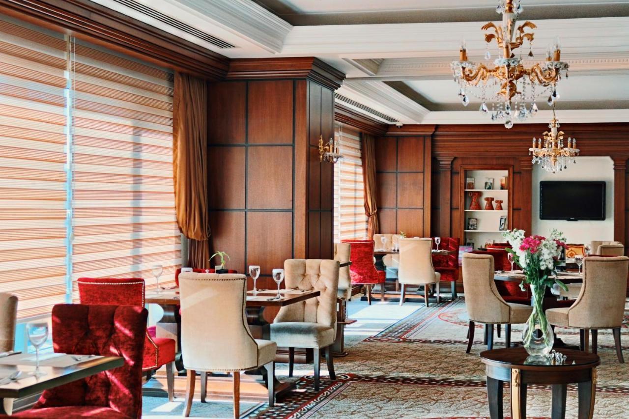 Crowne Plaza By Ihg Отель 5*